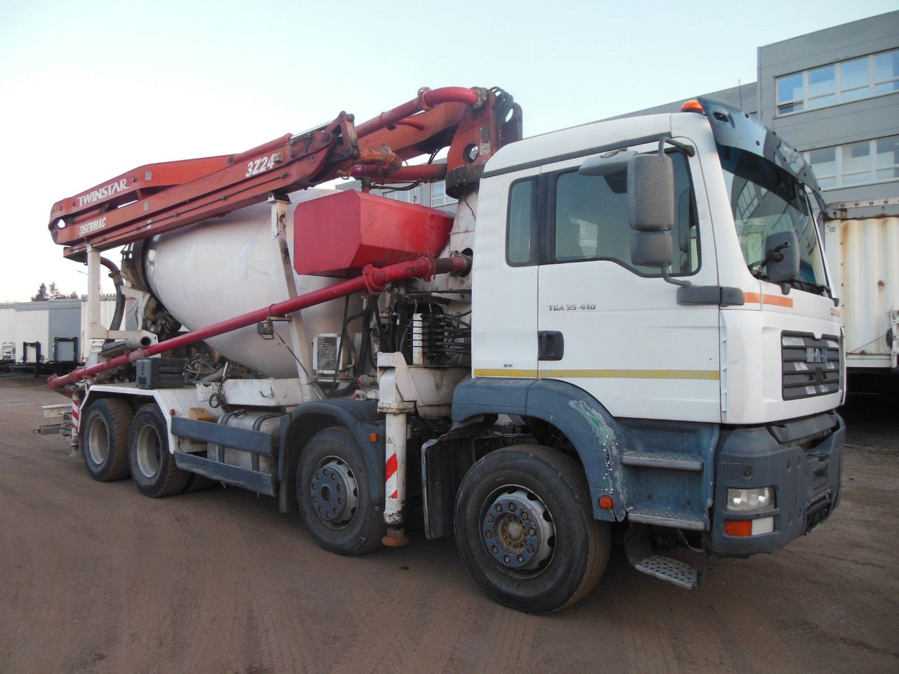 MAN TGA 35.410, 8X4, MIX + PUMPE 24M - משאית משאבת בטון: תמונה 2 MAN TGA 35.410, 8X4, MIX + PUMPE 24M - משאית משאבת בטון: תמונה 2