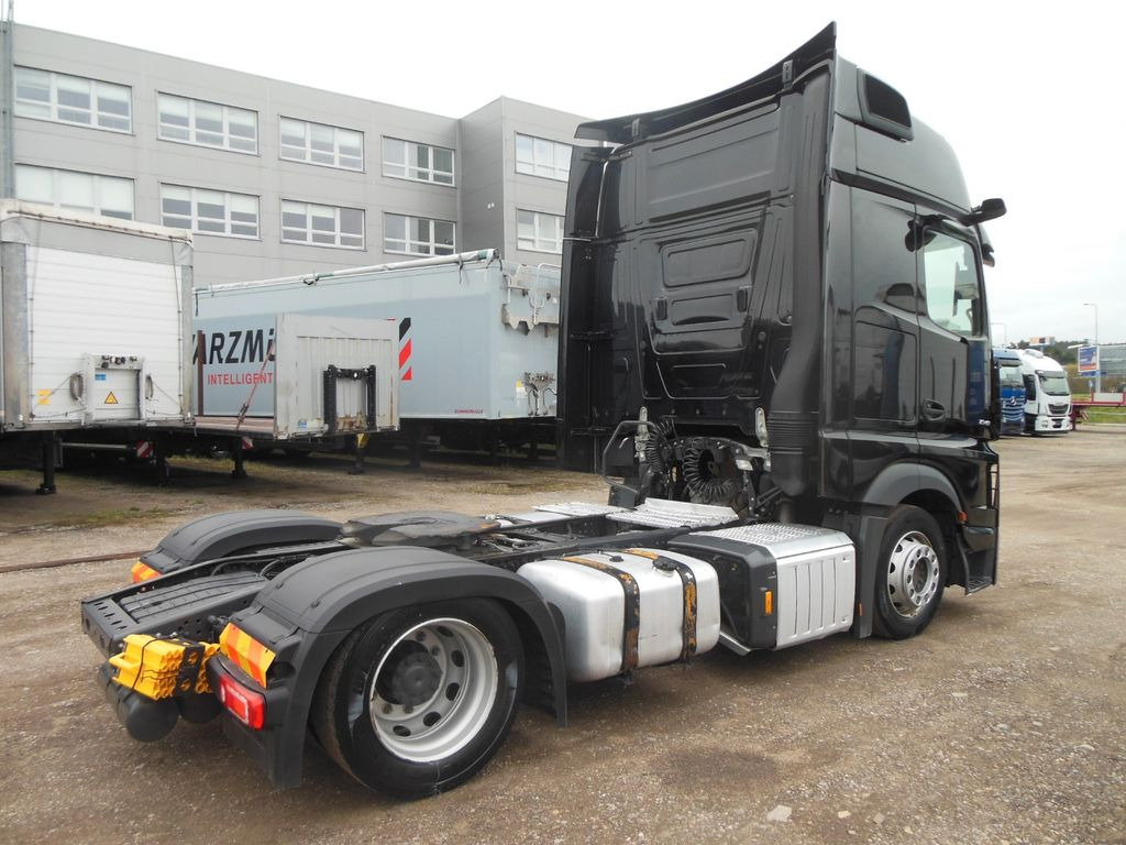 Mercedes-Benz 1848 ACTROS, LOWDECK, GIGA SPACE, STANDKLIMA - יחידת טרקטור: תמונה 3 Mercedes-Benz 1848 ACTROS, LOWDECK, GIGA SPACE, STANDKLIMA - יחידת טרקטור: תמונה 3