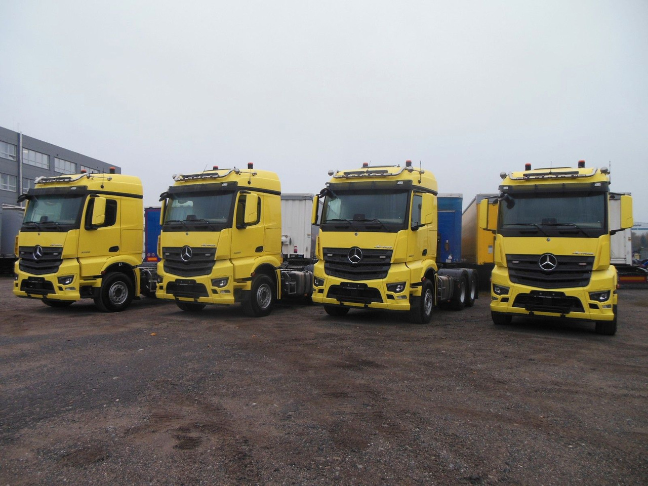 Mercedes-Benz 3353 ACTROS, 6X4, TRK, SET 120 TON, WIE NEUE!E!! - יחידת טרקטור: תמונה 2 Mercedes-Benz 3353 ACTROS, 6X4, TRK, SET 120 TON, WIE NEUE!E!! - יחידת טרקטור: תמונה 2