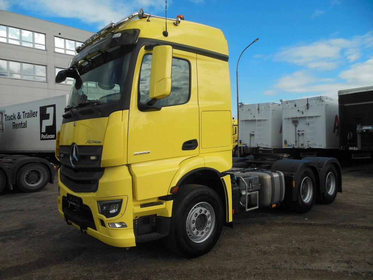 Mercedes-Benz ACTROS 3353, 6X4, 120.000 KG, TRK, 4 STÜCKS, - יחידת טרקטור: תמונה 1 Mercedes-Benz ACTROS 3353, 6X4, 120.000 KG, TRK, 4 STÜCKS, - יחידת טרקטור: תמונה 1