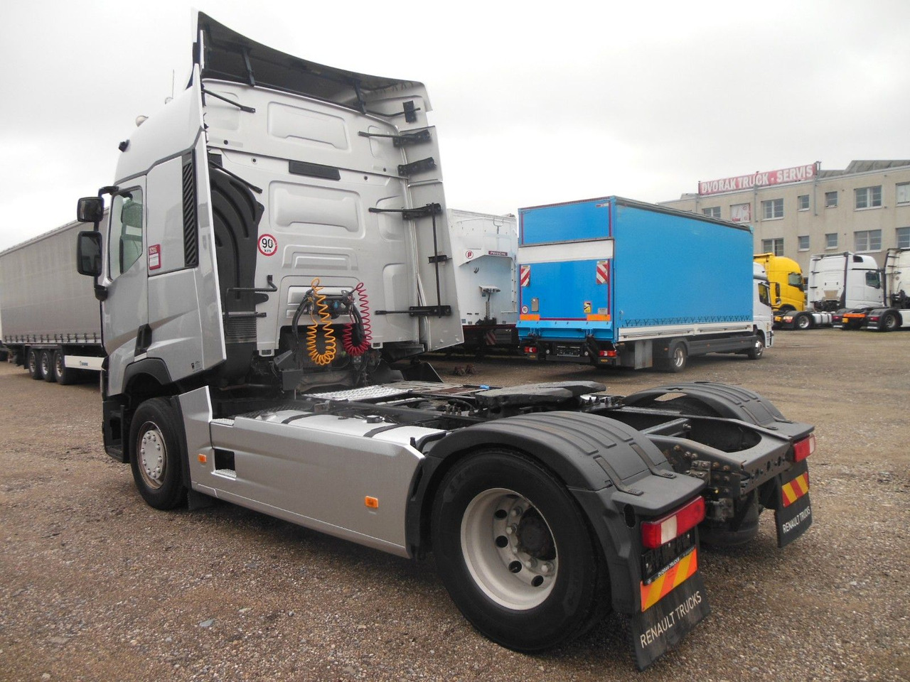 Renault T 440, STANDART, LEICHTER UNAFALL - יחידת טרקטור: תמונה 4 Renault T 440, STANDART, LEICHTER UNAFALL - יחידת טרקטור: תמונה 4