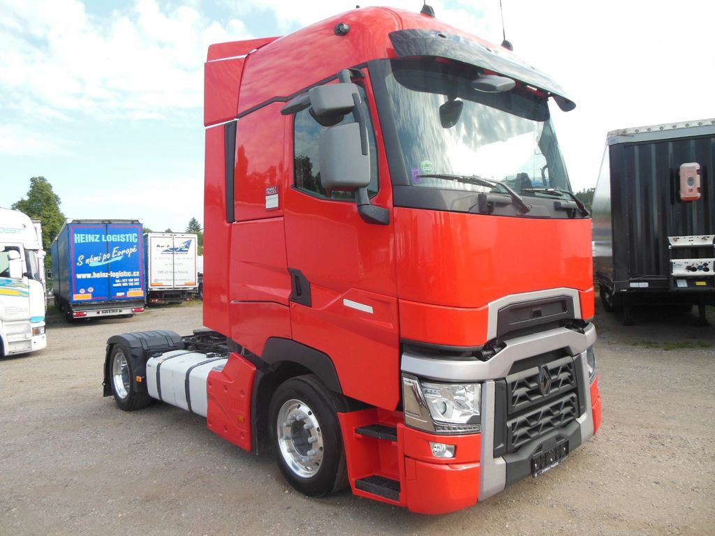 Renault T520 HIGH, COMFORT, LOWDECK, TOP STAND!!  - יחידת טרקטור: תמונה 2 Renault T520 HIGH, COMFORT, LOWDECK, TOP STAND!!  - יחידת טרקטור: תמונה 2