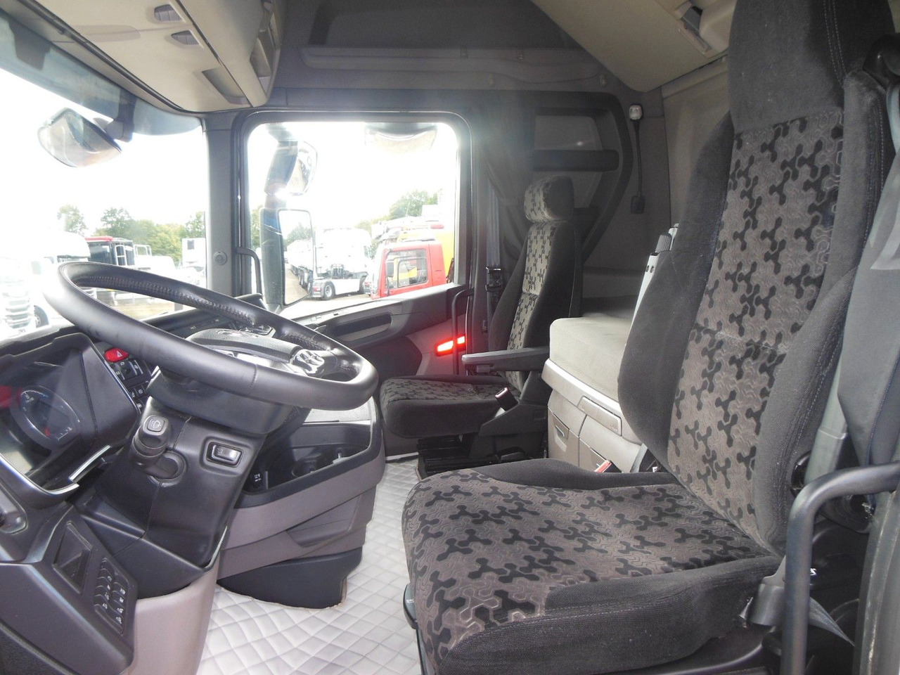 יחידת טרקטור Scania S 450, VOLL LUFT, RETARDER, STANDKLIMA, TOP: תמונה 15