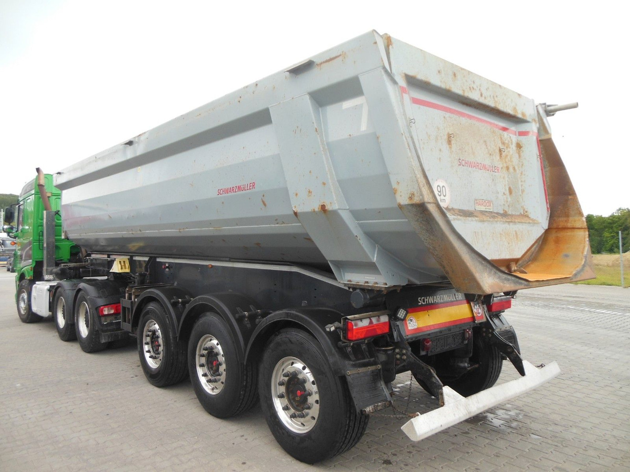 Schwarzmüller KIS 3/E, 29M3, SAF, GESAMTGEWICHT 44.000 KG! - סמיטריילר עם מזהיר: תמונה 4 Schwarzmüller KIS 3/E, 29M3, SAF, GESAMTGEWICHT 44.000 KG! - סמיטריילר עם מזהיר: תמונה 4