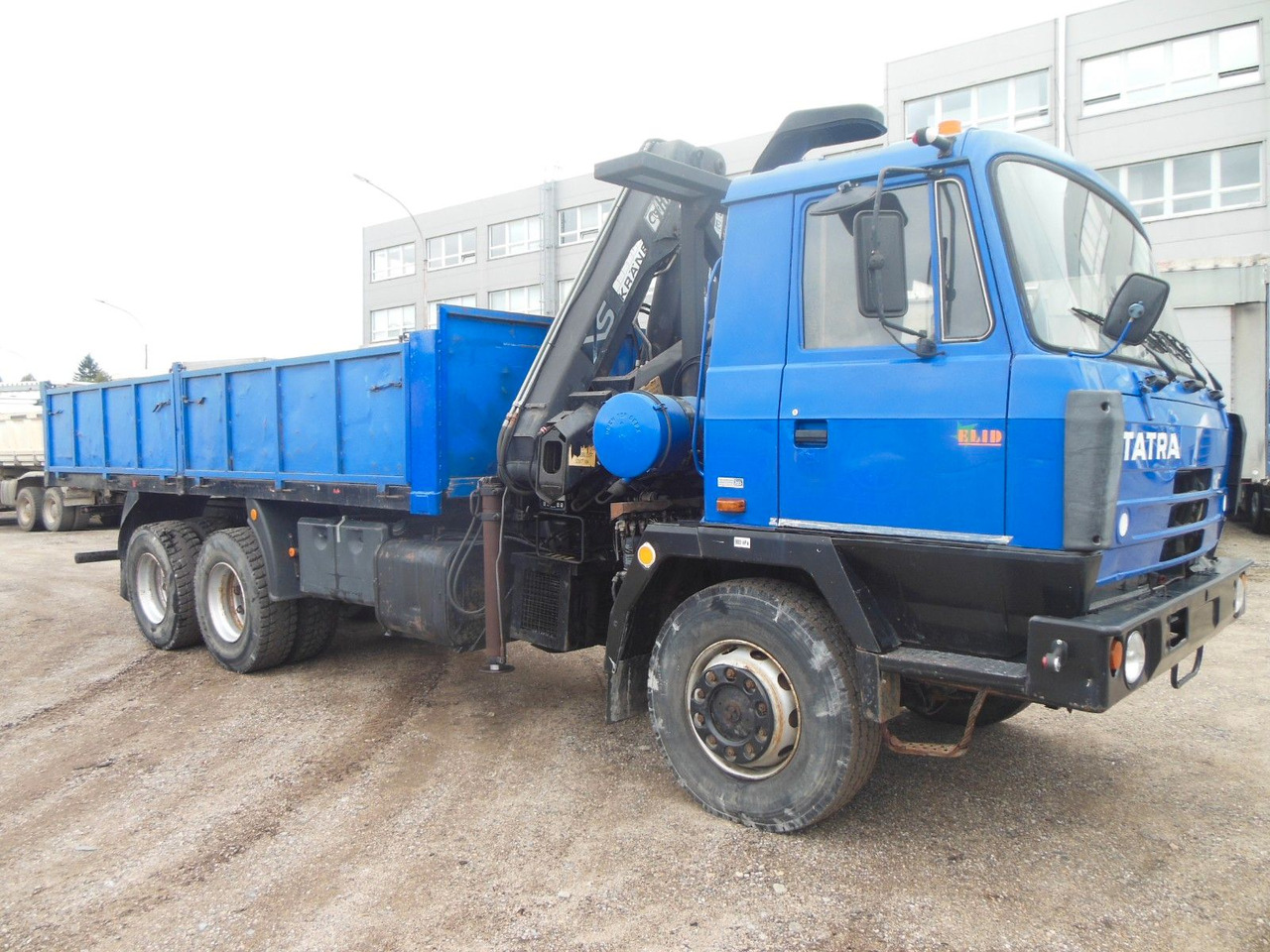 Tatra T 815, 6X6, HIAB 144 B - 3 DUO - משאית צד נופל/ שטוחה, משאית מנוף: תמונה 2 Tatra T 815, 6X6, HIAB 144 B - 3 DUO - משאית צד נופל/ שטוחה, משאית מנוף: תמונה 2