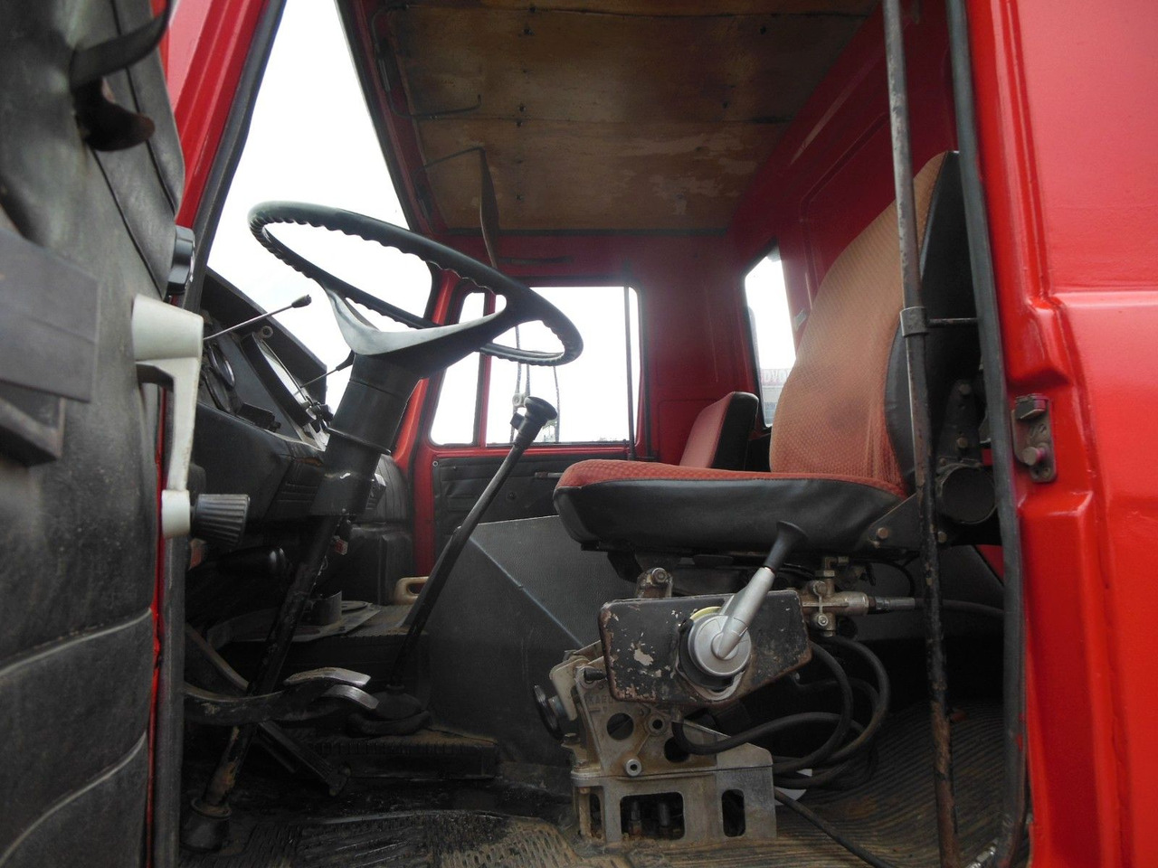 מזהיר Tatra T 815, 6x6: תמונה 19