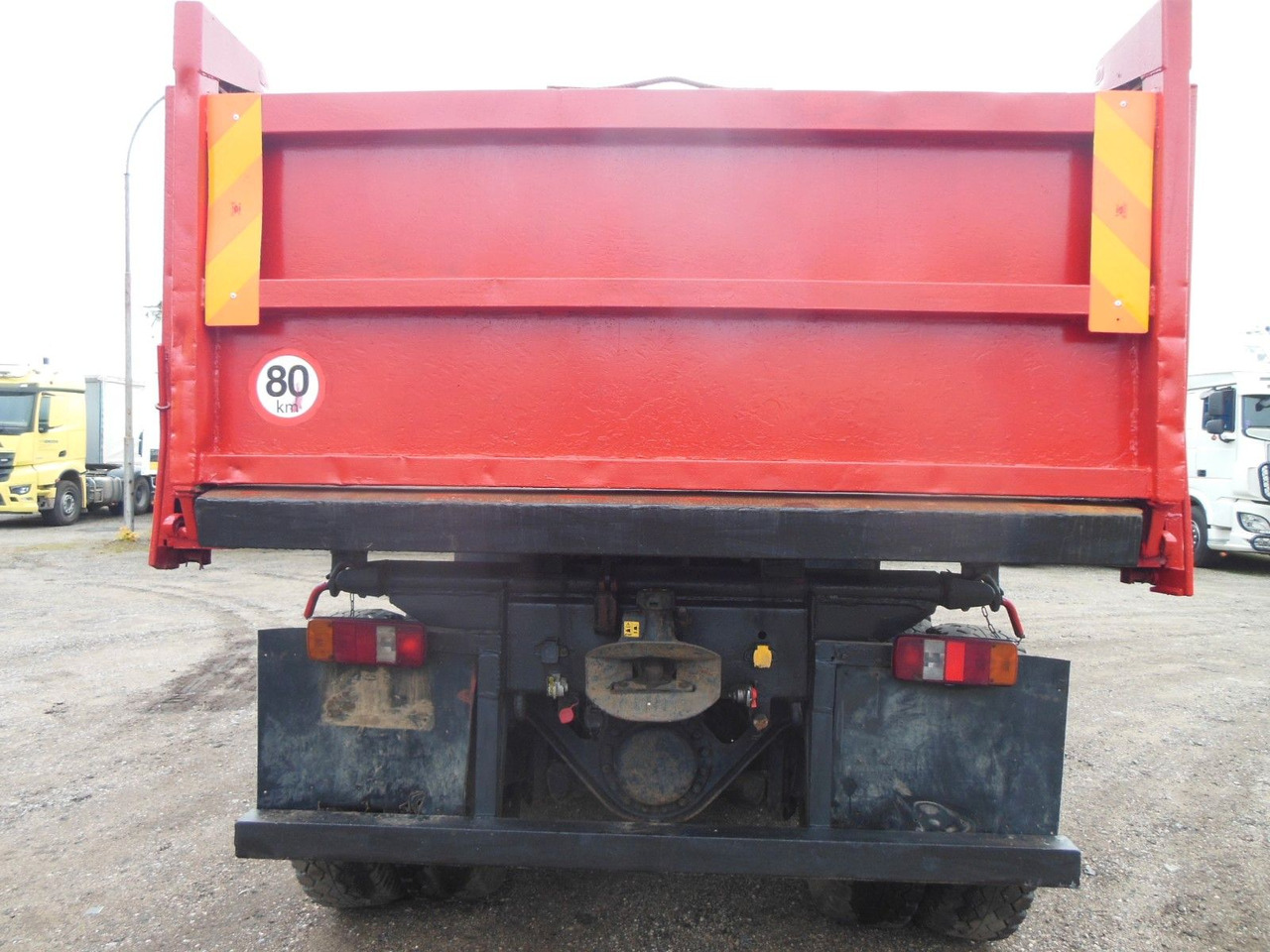 מזהיר Tatra T 815, 6x6: תמונה 11