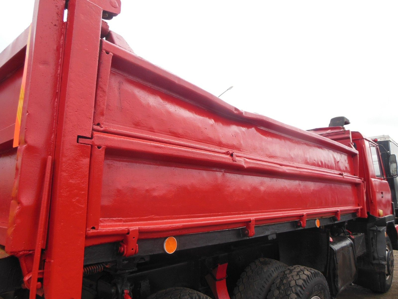 מזהיר Tatra T 815, 6x6: תמונה 13