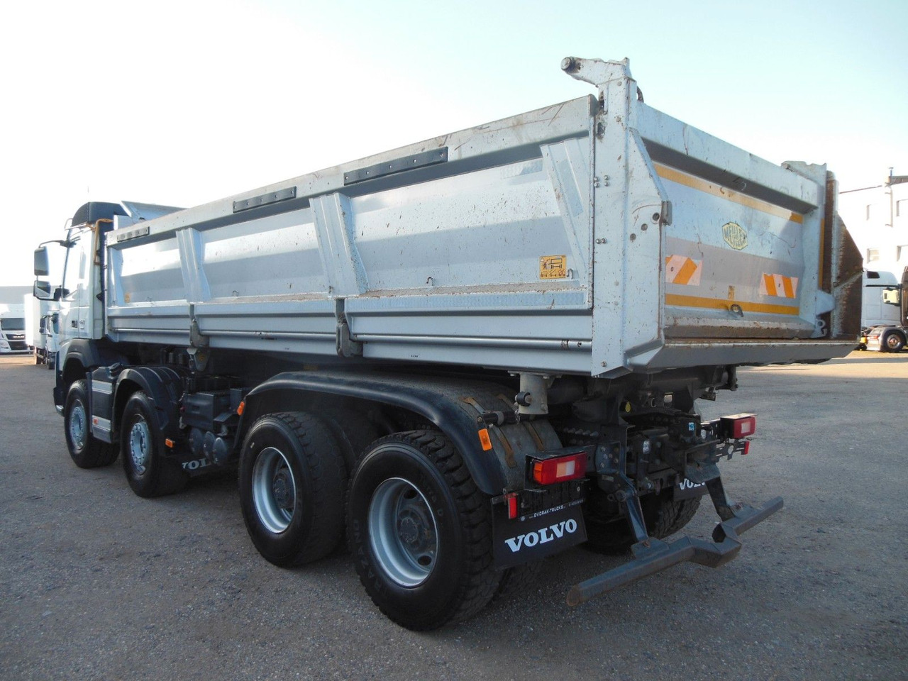 Volvo FMX 460, 8X4, MEILLER, BORDMATIC, AHK, HA-LUFT - מזהיר: תמונה 4 Volvo FMX 460, 8X4, MEILLER, BORDMATIC, AHK, HA-LUFT - מזהיר: תמונה 4