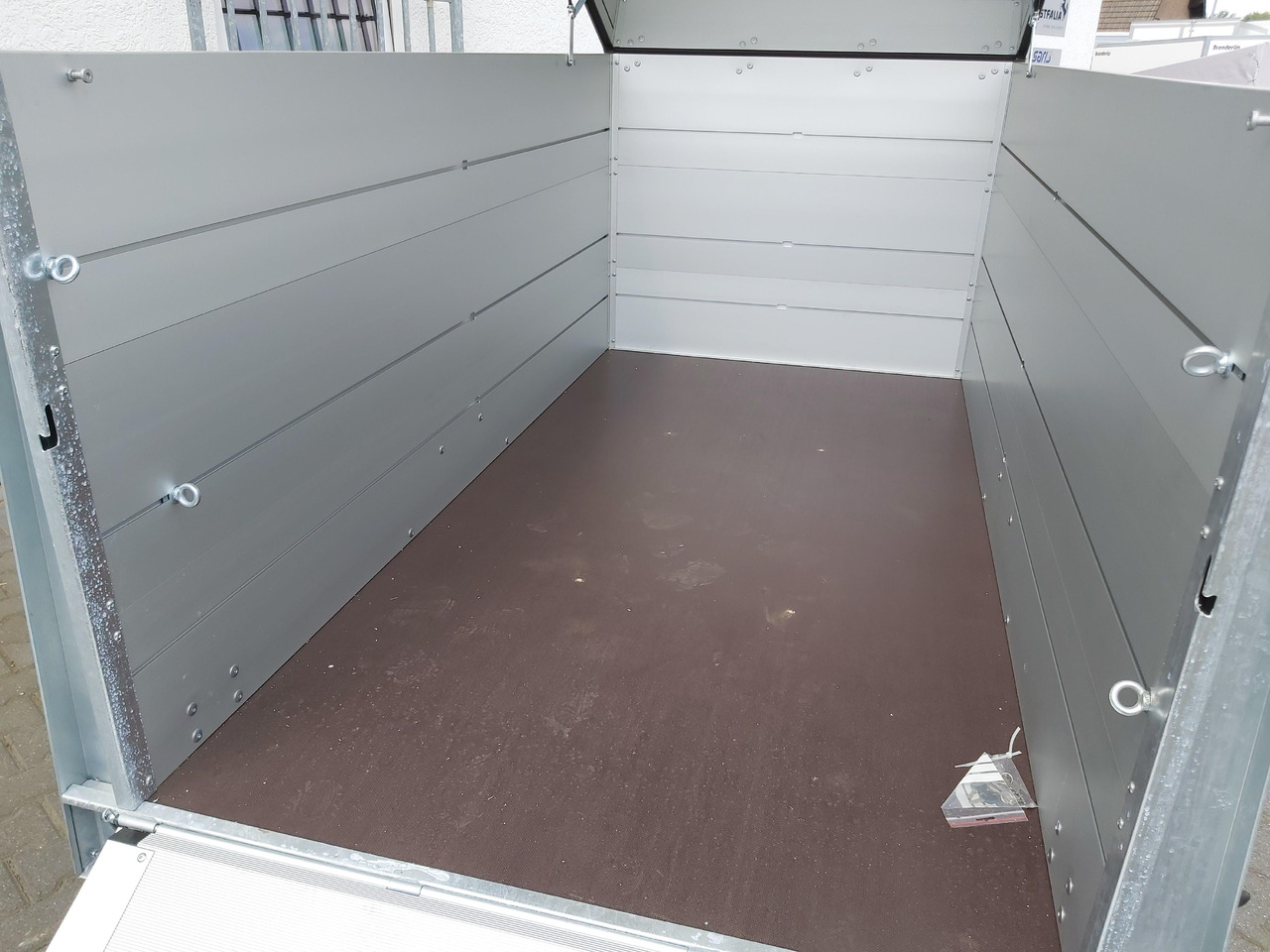 ALUBOXX Deckelanhänger GTB 1200 VT2 251x126x118cm Heckrampe (S) 1160kg Winter Aktion - קרון נגרר בתיבה סגורה: תמונה 5 ALUBOXX Deckelanhänger GTB 1200 VT2 251x126x118cm Heckrampe (S) 1160kg Winter Aktion - קרון נגרר בתיבה סגורה: תמונה 5