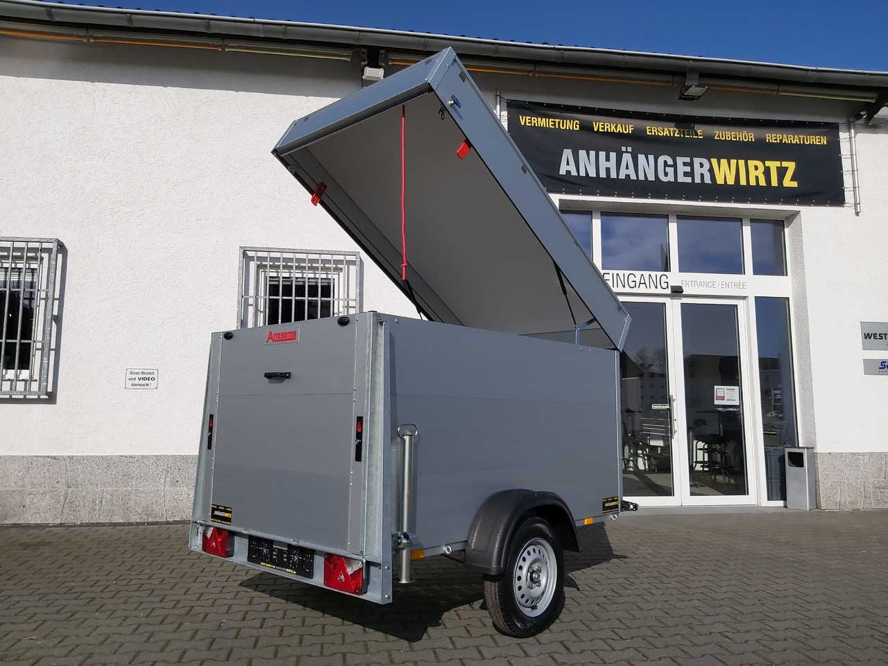 ALUBOXX Deckelanhänger GTB 750 VT2 211x126x118cm Heckrampe (XS) 750kg Top Seller Angebot - קרון נגרר בתיבה סגורה: תמונה 4 ALUBOXX Deckelanhänger GTB 750 VT2 211x126x118cm Heckrampe (XS) 750kg Top Seller Angebot - קרון נגרר בתיבה סגורה: תמונה 4