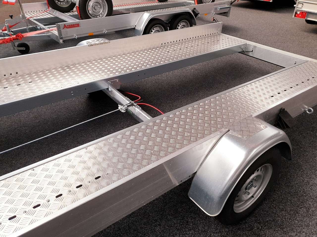 Anssems AMT ECO 1300 light 340x180x18cm (L) 1300kg - קרון נגרר בהובלה אוטומטית: תמונה 4 Anssems AMT ECO 1300 light 340x180x18cm (L) 1300kg - קרון נגרר בהובלה אוטומטית: תמונה 4