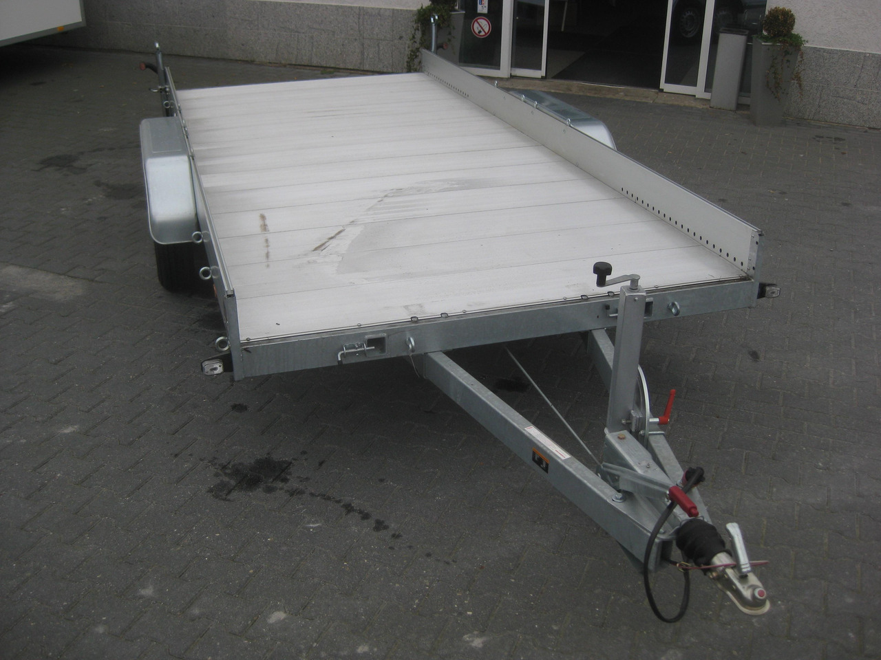 Anssems Transporter AMT 2500 440x190x18cm Aluboden Alurampen Seilwinde 2500kg Modell 22 - קרון נגרר צד נופל/ שטוח: תמונה 2 Anssems Transporter AMT 2500 440x190x18cm Aluboden Alurampen Seilwinde 2500kg Modell 22 - קרון נגרר צד נופל/ שטוח: תמונה 2
