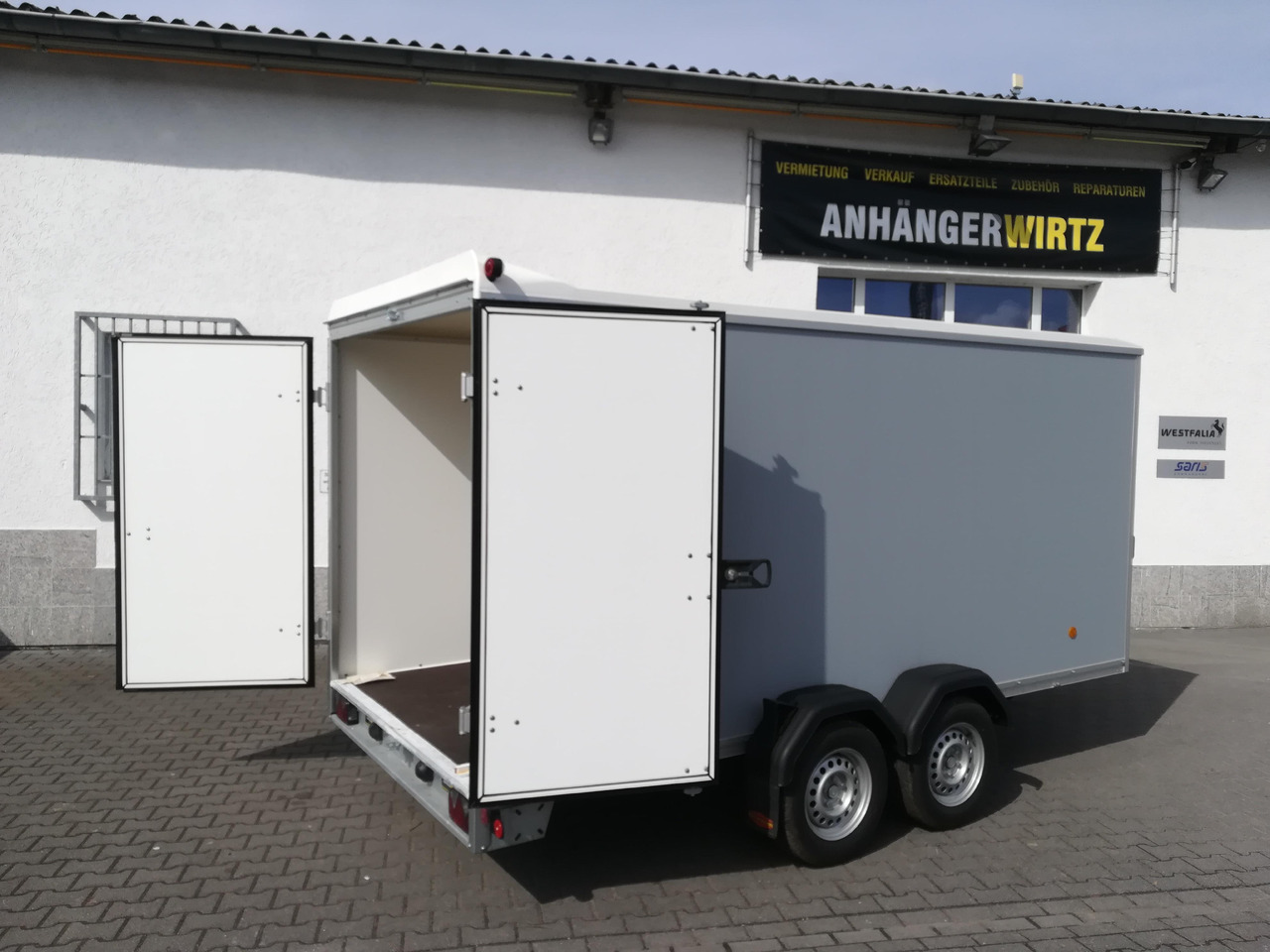 Böckmann Koffer KT 4018/27 M grau 400x185x182cm (XL) 2700kg - קרון נגרר בתיבה סגורה: תמונה 2 Böckmann Koffer KT 4018/27 M grau 400x185x182cm (XL) 2700kg - קרון נגרר בתיבה סגורה: תמונה 2