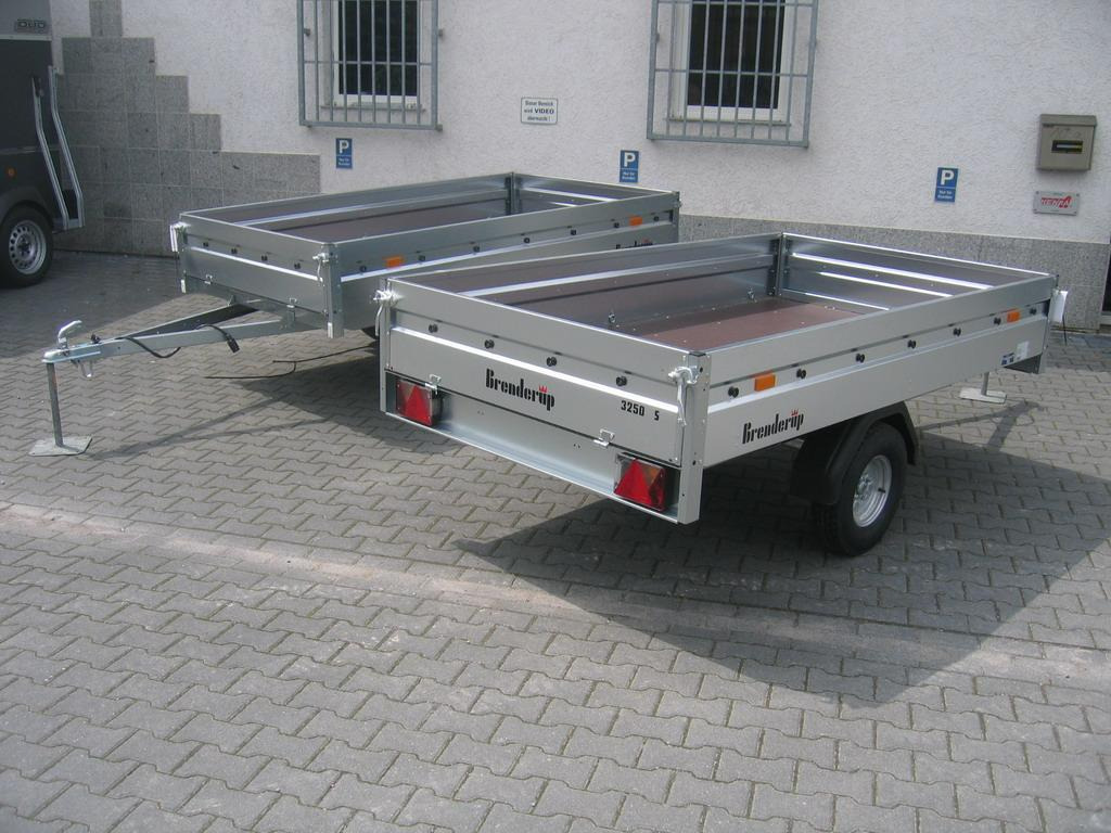 Brenderup 3205 SUB 750 204x142x35cm (XS) 750kg TOPSELLER - קרון נגרר צד נופל/ שטוח: תמונה 4 Brenderup 3205 SUB 750 204x142x35cm (XS) 750kg TOPSELLER - קרון נגרר צד נופל/ שטוח: תמונה 4