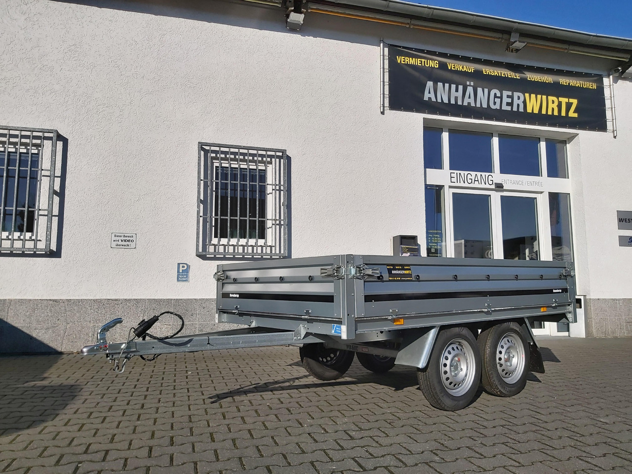 Brenderup 3251 STU 750 250x142x35cm Tandemachse 13" (S) 750kg - קרון נגרר צד נופל/ שטוח: תמונה 1 Brenderup 3251 STU 750 250x142x35cm Tandemachse 13" (S) 750kg - קרון נגרר צד נופל/ שטוח: תמונה 1