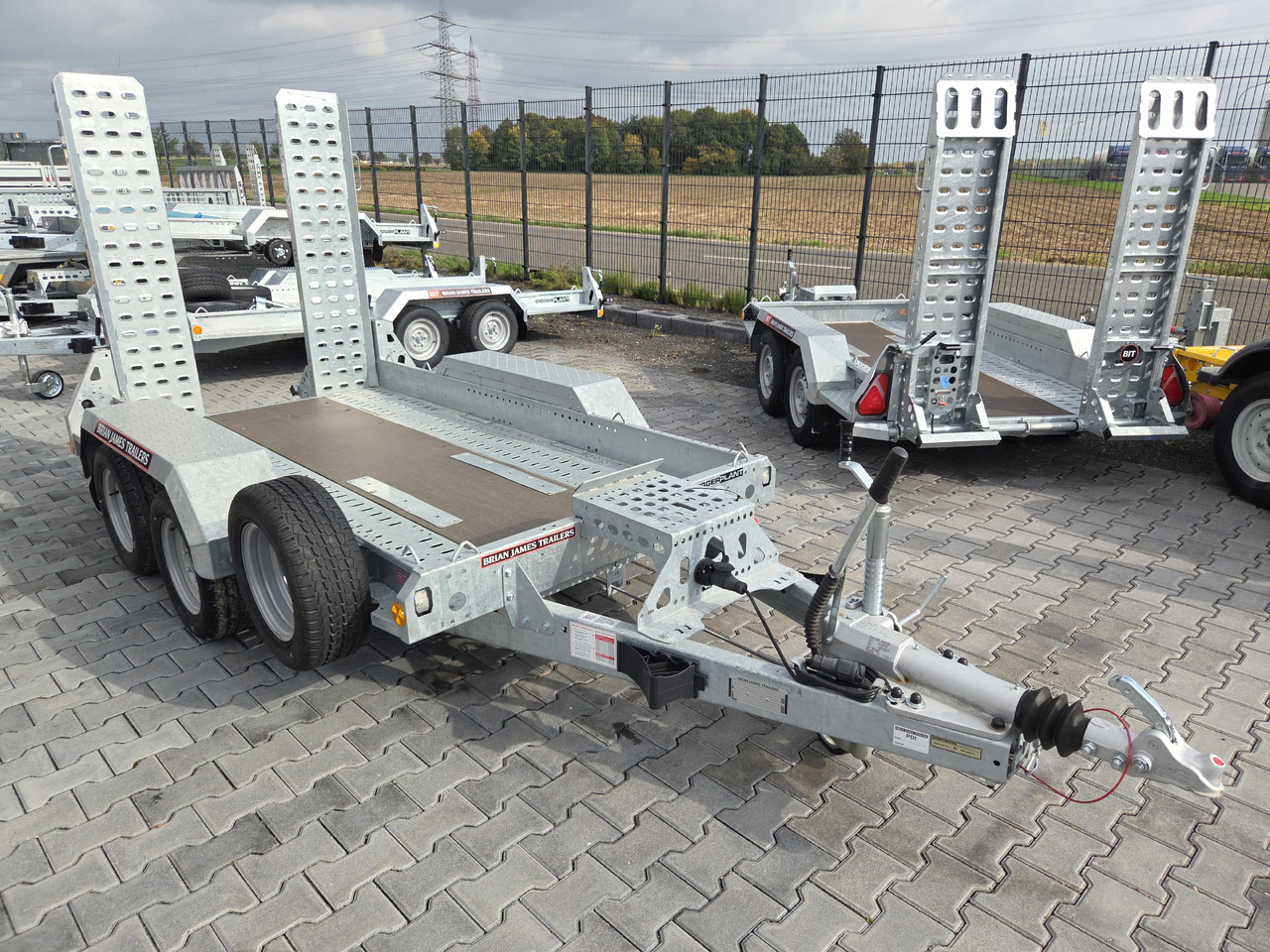 Brian James Digger Plant 543-2813-35 280x130cm Auffahrrampen klappbar Reserverad 3500kg - קרון נגרר לצמחים: תמונה 1 Brian James Digger Plant 543-2813-35 280x130cm Auffahrrampen klappbar Reserverad 3500kg - קרון נגרר לצמחים: תמונה 1