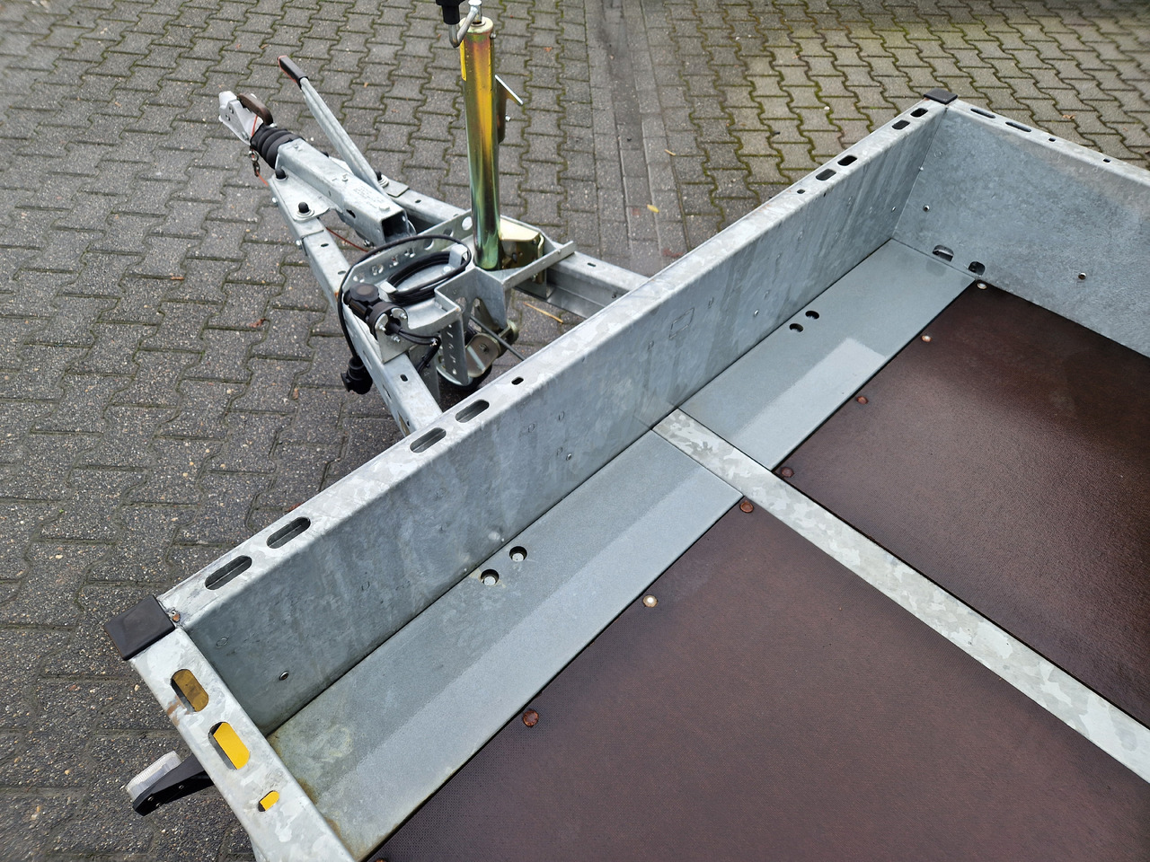Brian James General Plant 310x160x25cm Heckbordwand 2700kg Abverkauf - קרון נגרר צד נופל/ שטוח: תמונה 3 Brian James General Plant 310x160x25cm Heckbordwand 2700kg Abverkauf - קרון נגרר צד נופל/ שטוח: תמונה 3