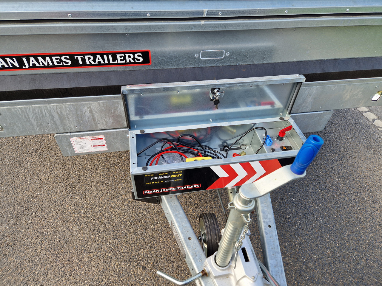Brian James Trailer Tipper 400x200x100cm Aufsatz elektro blackline LED Tridem 3500kg Modell 24 - קרון נגרר עם מזהיר: תמונה 5 Brian James Trailer Tipper 400x200x100cm Aufsatz elektro blackline LED Tridem 3500kg Modell 24 - קרון נגרר עם מזהיר: תמונה 5