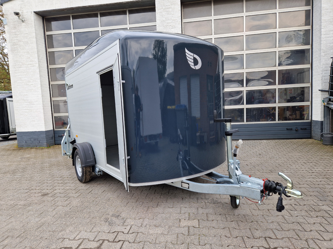 Cargo Roadster 400 312x164x184cm Alu Poly darkgrey Aluboden Seitentür 1300kg Pullman 100 km/H Abverk - קרון נגרר למכונית: תמונה 4 Cargo Roadster 400 312x164x184cm Alu Poly darkgrey Aluboden Seitentür 1300kg Pullman 100 km/H Abverk - קרון נגרר למכונית: תמונה 4