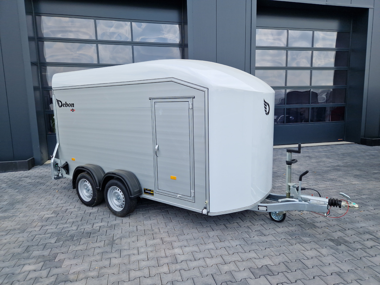 קרון נגרר למכונית Cargo Roadster 700 plus 375x180x200cm Alu Poly weiß Seitentür Pullman 100km/H 2600kg Modell 2025: תמונה 7