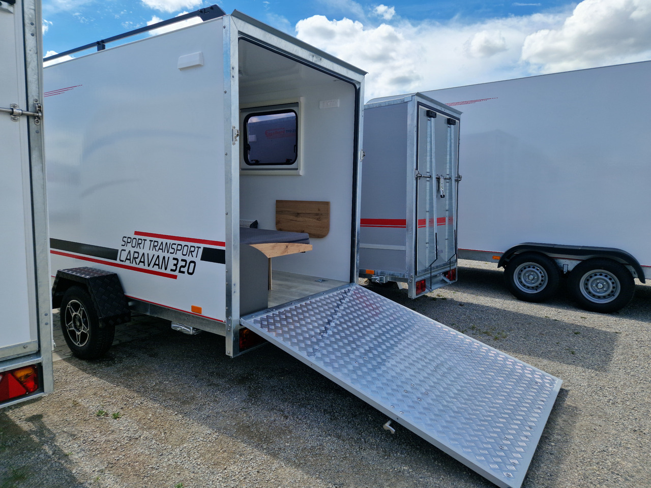 קרוואן נגרר Koffer Camp TFS ST 320.01 320x150x180cm Premium Rampe Seitentür Fenster Bett 1300kg 100km/H: תמונה 10