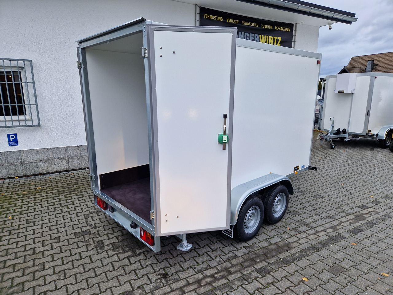 Kühlanhänger AZKF C 2735/155 343x154x200cm CiBIN 230V +Standkühlung (L) 2700kg Abverkauf - קרון נגרר עם קירור: תמונה 3 Kühlanhänger AZKF C 2735/155 343x154x200cm CiBIN 230V +Standkühlung (L) 2700kg Abverkauf - קרון נגרר עם קירור: תמונה 3