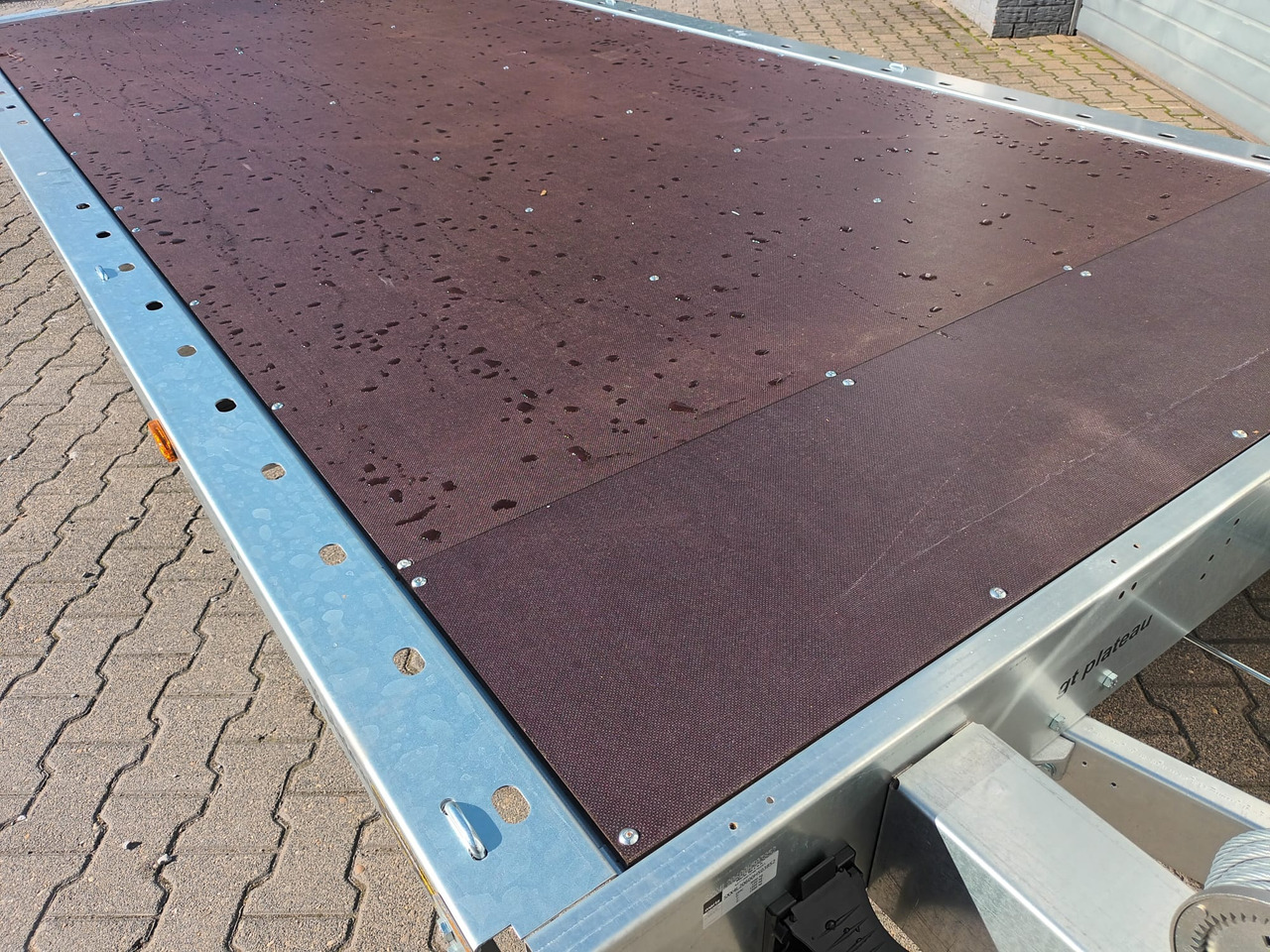 Martz GT PLATAU 450/2 450x216cm Auffahrrampen Stahl 10" 3000kg - קרון נגרר צד נופל/ שטוח: תמונה 4 Martz GT PLATAU 450/2 450x216cm Auffahrrampen Stahl 10" 3000kg - קרון נגרר צד נופל/ שטוח: תמונה 4