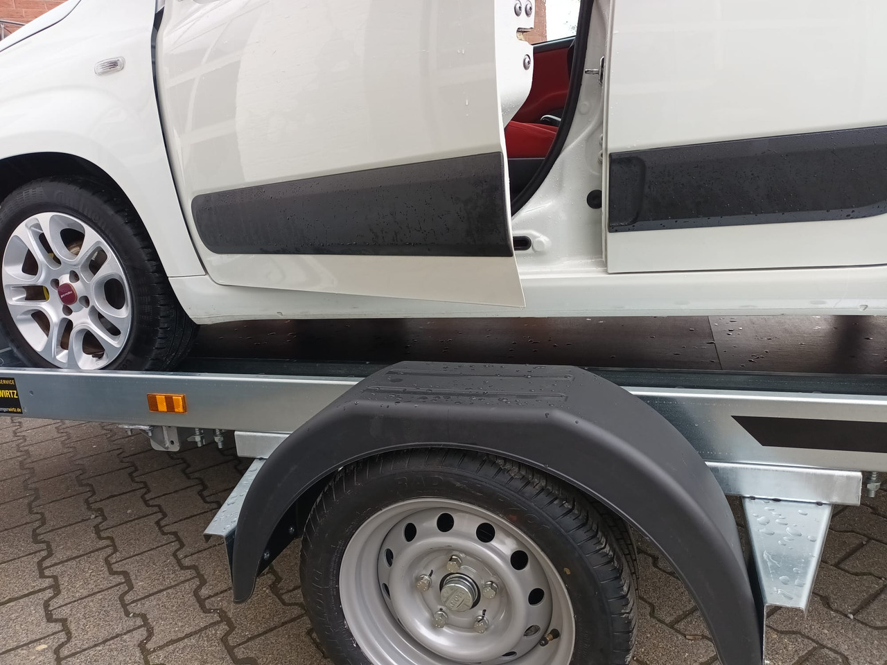 Martz Kleinfahrzeug Multi Tieflader 350x180cm 1800kg 100km/H - קרון נגרר לצמחים: תמונה 4 Martz Kleinfahrzeug Multi Tieflader 350x180cm 1800kg 100km/H - קרון נגרר לצמחים: תמונה 4