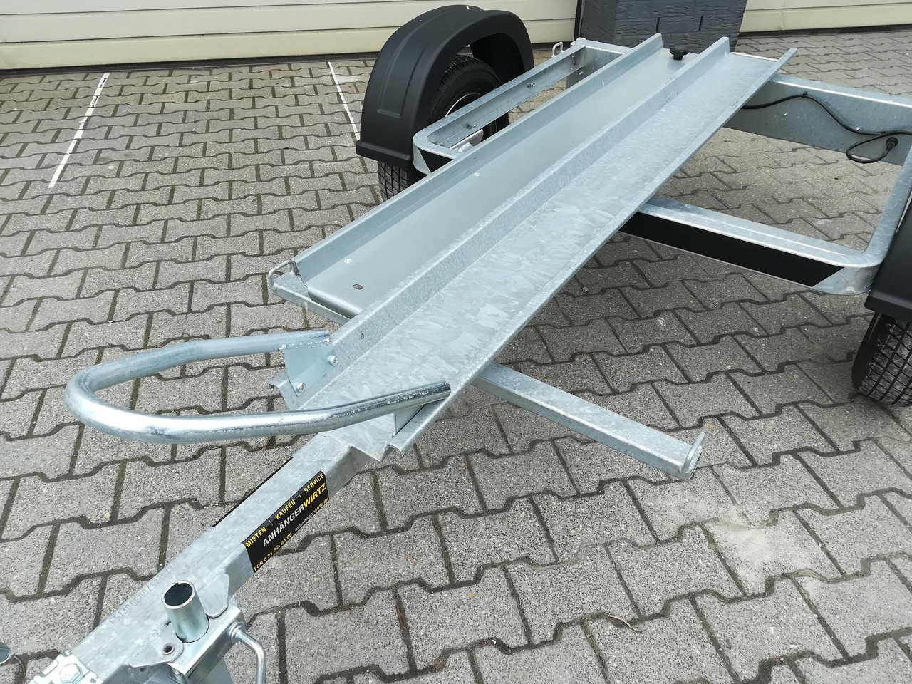 Motorradanhänger Moto 1 750 200x107cm 1ner Motorrad Januar Online Angebot - נגרר לאופנוע: תמונה 4 Motorradanhänger Moto 1 750 200x107cm 1ner Motorrad Januar Online Angebot - נגרר לאופנוע: תמונה 4