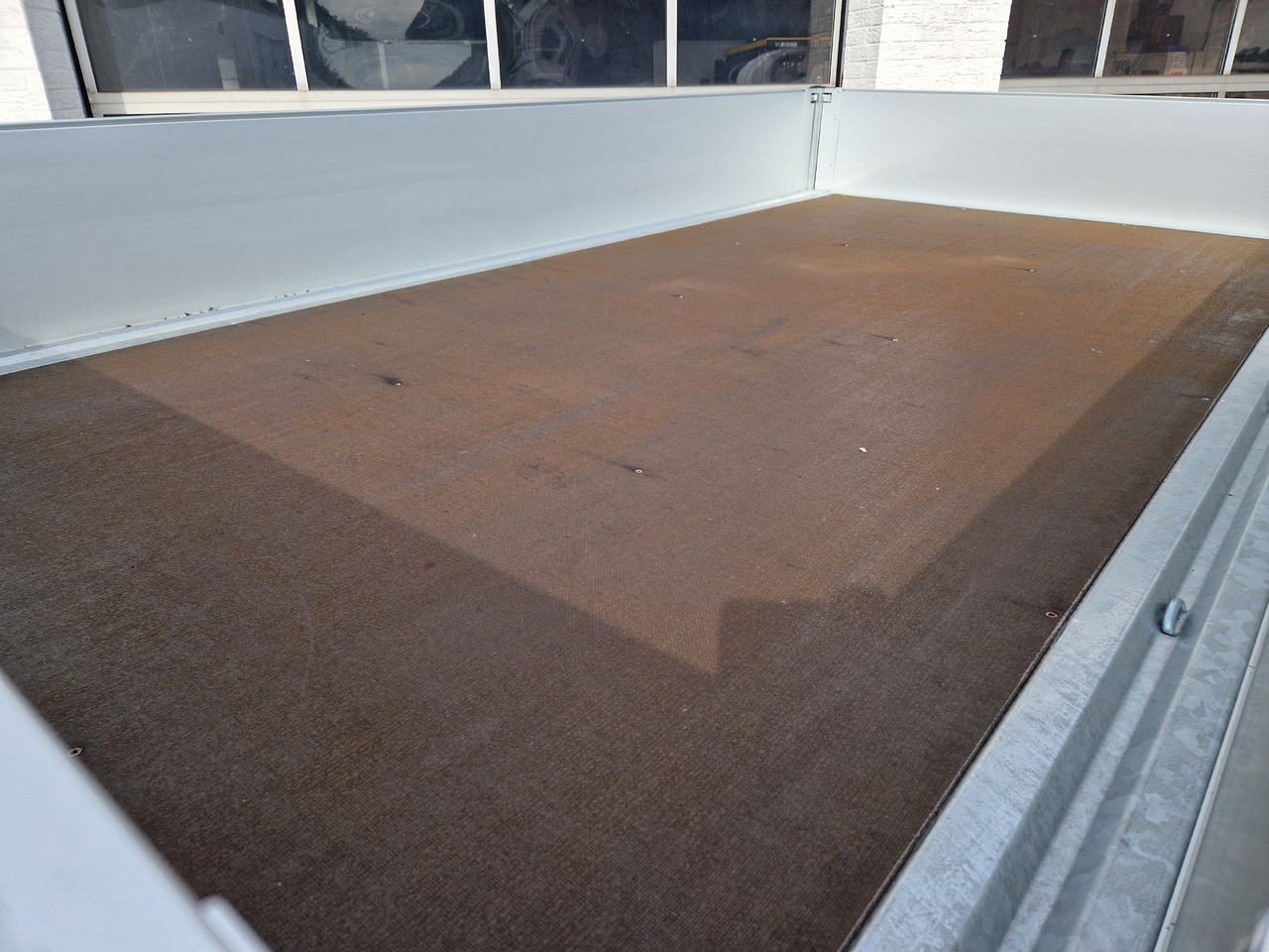 Pongratz Pritschenhochlader PHL 3100/17 T-AL-S 310x170x36cm 13" (M) 2000kg - קרון נגרר צד נופל/ שטוח: תמונה 5 Pongratz Pritschenhochlader PHL 3100/17 T-AL-S 310x170x36cm 13" (M) 2000kg - קרון נגרר צד נופל/ שטוח: תמונה 5