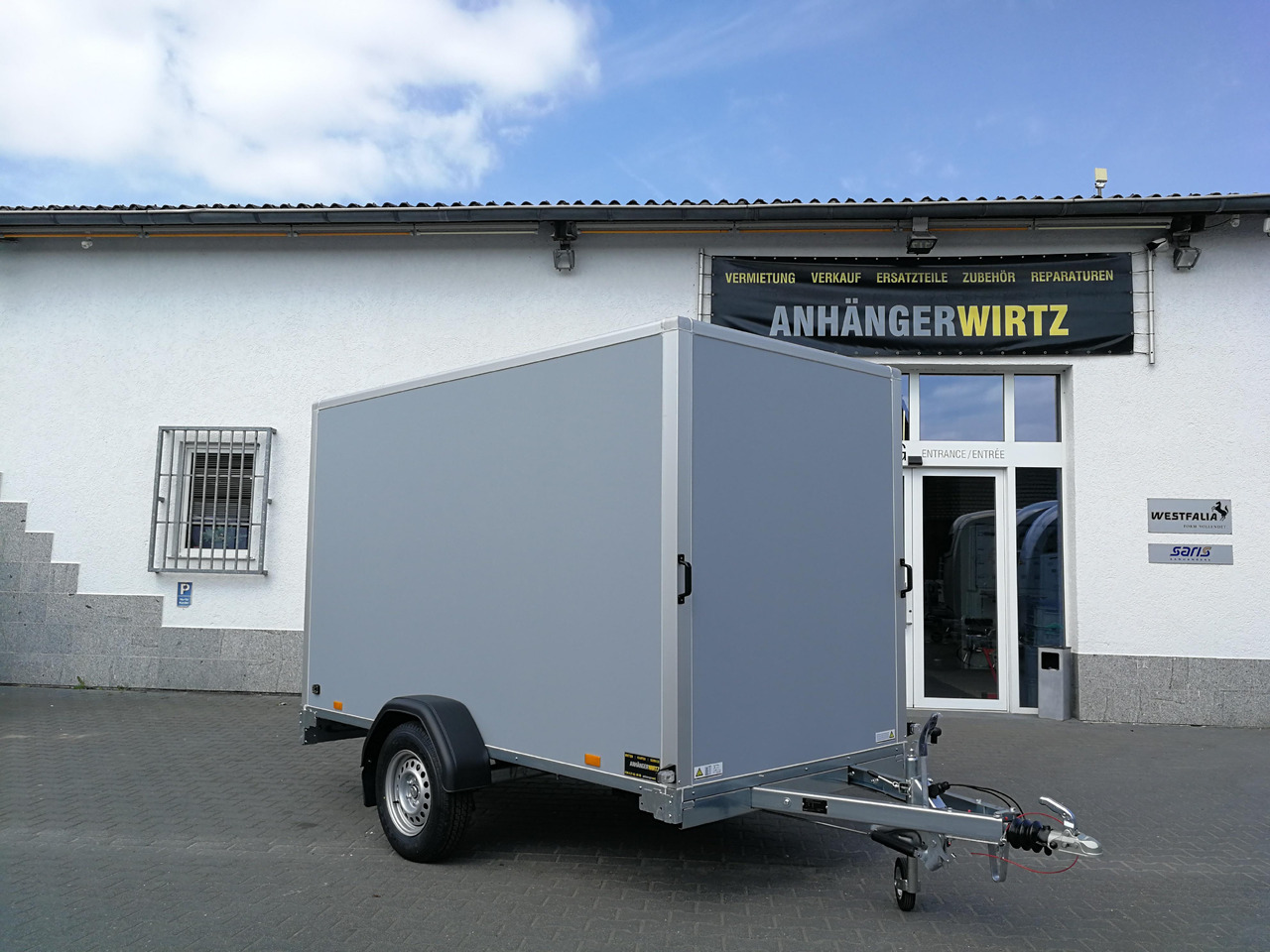 Saris Koffer GO 306 306x154x180cm GFK grau (M) 1500kg Modell 2025 - קרון נגרר בתיבה סגורה: תמונה 3 Saris Koffer GO 306 306x154x180cm GFK grau (M) 1500kg Modell 2025 - קרון נגרר בתיבה סגורה: תמונה 3