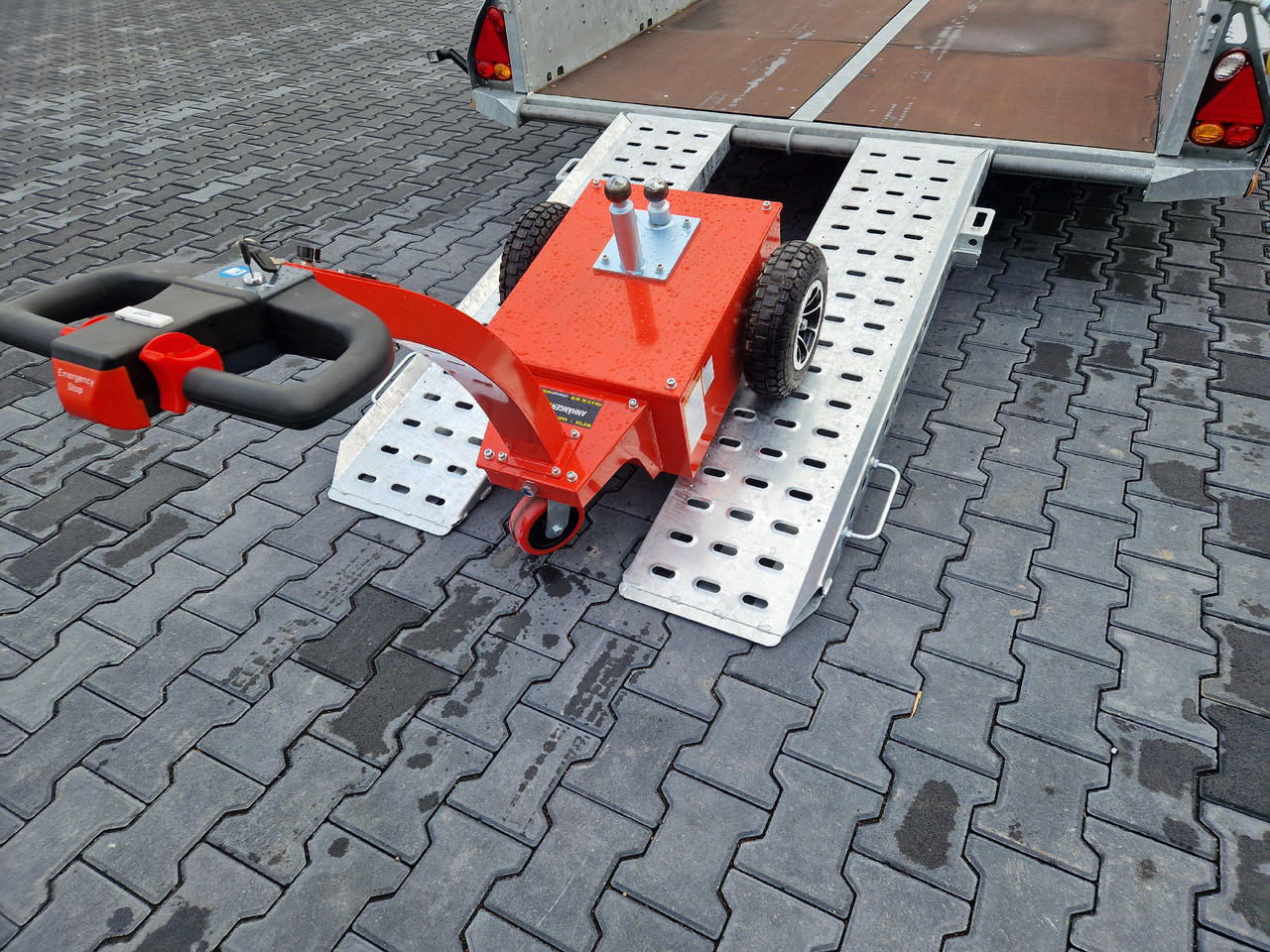 Trailershop Rangierhilfe Moover Elektrisch mit Batterie - ציוד לטיפול בחומרים: תמונה 3 Trailershop Rangierhilfe Moover Elektrisch mit Batterie - ציוד לטיפול בחומרים: תמונה 3