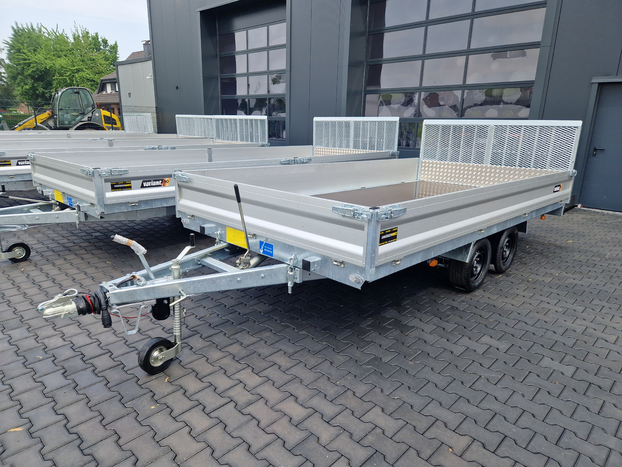Variant Maschinentransporter 3542 UX Maxi Load Tandem Parabelfeder LED Felgen black 3500kg - קרון נגרר לצמחים: תמונה 1 Variant Maschinentransporter 3542 UX Maxi Load Tandem Parabelfeder LED Felgen black 3500kg - קרון נגרר לצמחים: תמונה 1
