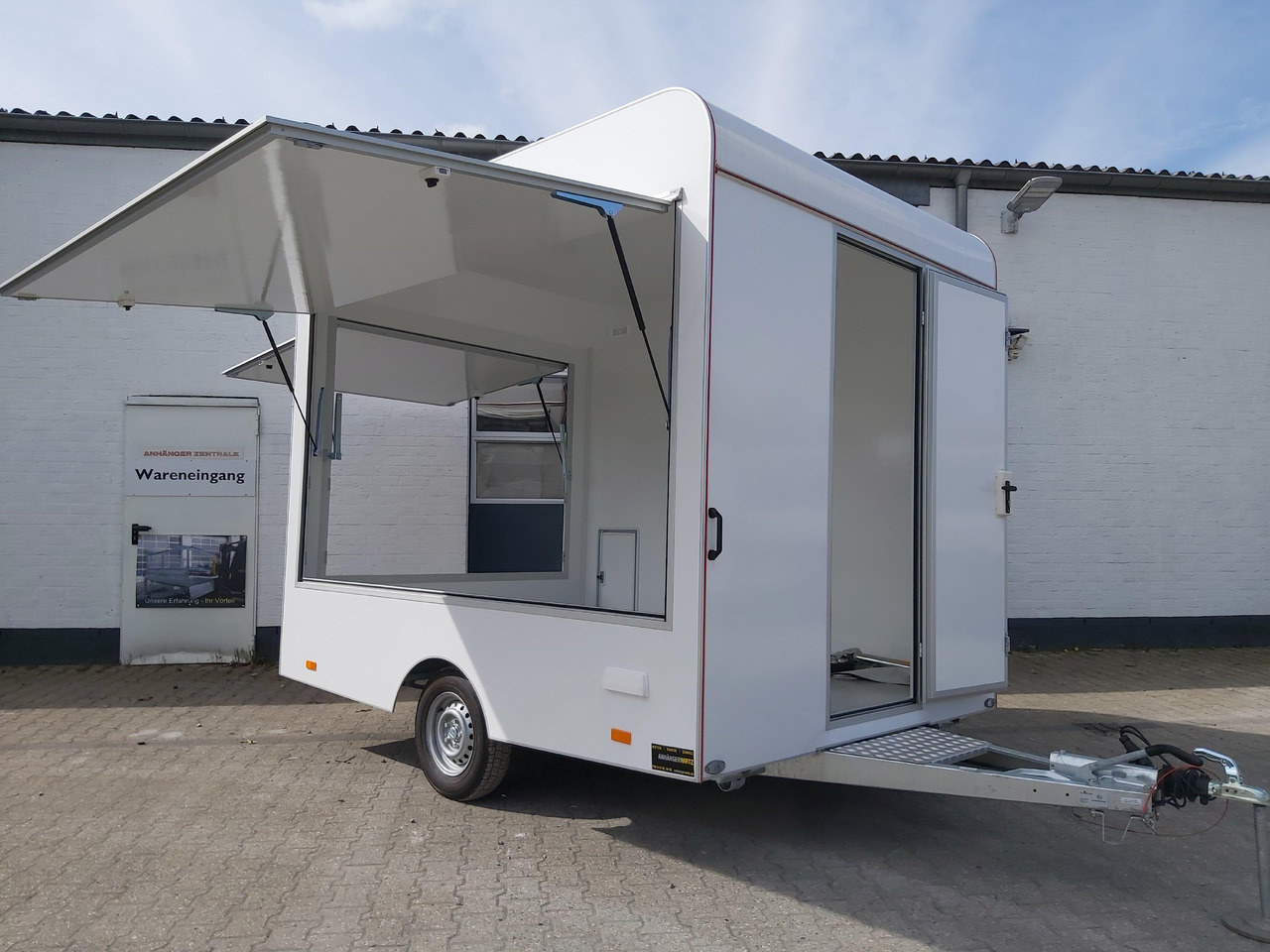 Verkaufsanhänger VK 302 220 aero retro 300x220x230cm 2 Verkaufsklappen DIY Leer PVC Boden 1300kg - קרון נגרר לממכר: תמונה 4 Verkaufsanhänger VK 302 220 aero retro 300x220x230cm 2 Verkaufsklappen DIY Leer PVC Boden 1300kg - קרון נגרר לממכר: תמונה 4