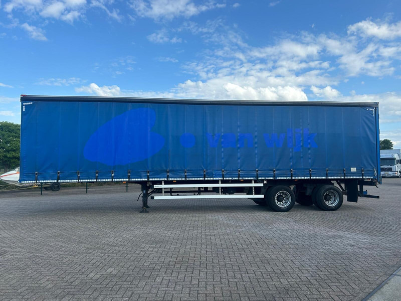 Burg Forklift Connector Lift-axle Steering axle BPW - סמיטריילר עם וילונות צד: תמונה 2 Burg Forklift Connector Lift-axle Steering axle BPW - סמיטריילר עם וילונות צד: תמונה 2