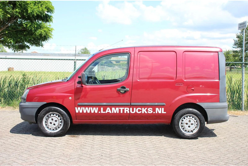 Fiat Doblò Cargo 1.9 JTD SCHUIFDEUR - כלי רכב מסחרי עם לוח: תמונה 2 Fiat Doblò Cargo 1.9 JTD SCHUIFDEUR - כלי רכב מסחרי עם לוח: תמונה 2