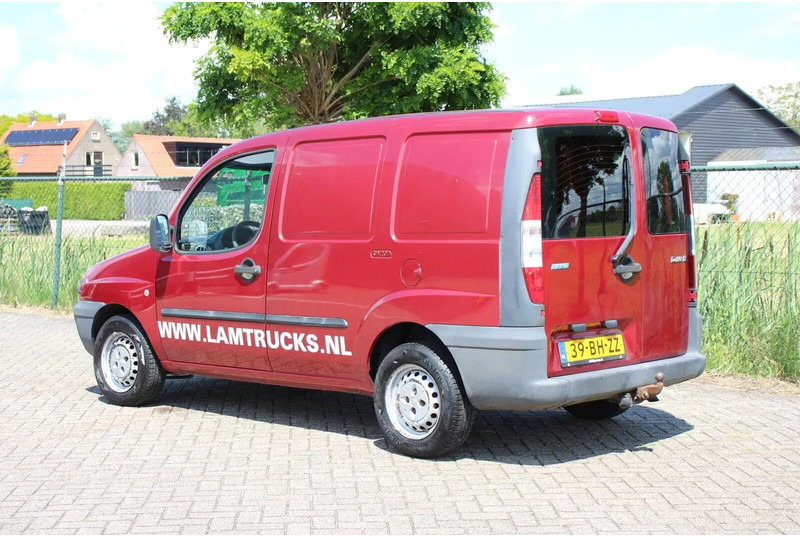 Fiat Doblò Cargo 1.9 JTD SCHUIFDEUR - כלי רכב מסחרי עם לוח: תמונה 3 Fiat Doblò Cargo 1.9 JTD SCHUIFDEUR - כלי רכב מסחרי עם לוח: תמונה 3