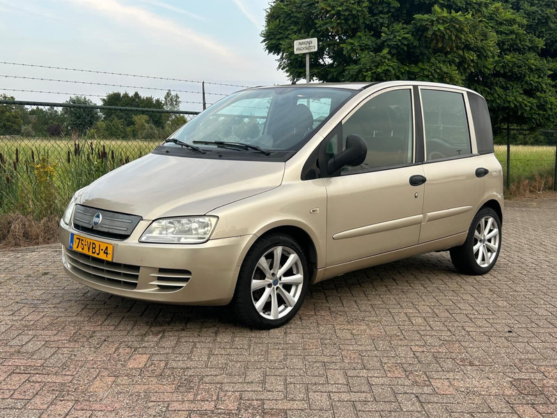 Fiat Multipla 1.9 EURO 4 DIESEL VAN - כלי רכב מסחרי קטן: תמונה 1 Fiat Multipla 1.9 EURO 4 DIESEL VAN - כלי רכב מסחרי קטן: תמונה 1