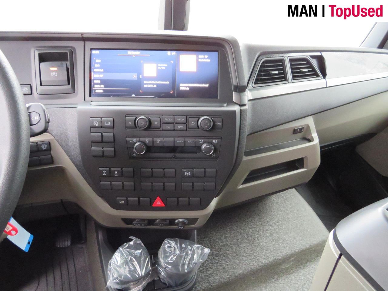 משאית תיבה MAN TGL 12.250 4X2 BL VANTEC Koffer BÄR LBW: תמונה 12