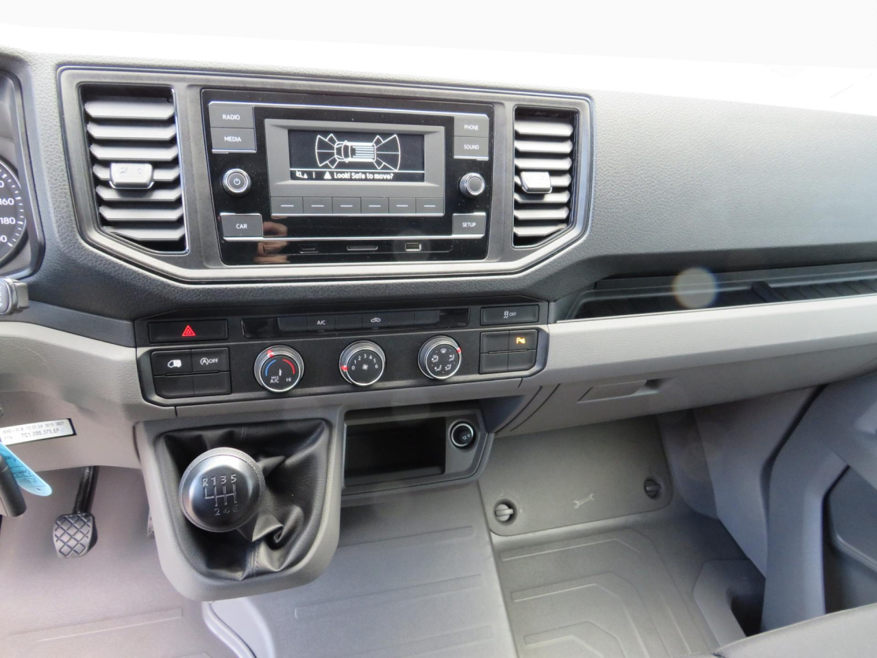 VOLKSWAGEN Crafter 35 L3H3 Kasten Klima ZV - כלי רכב מסחרי עם לוח: תמונה 3 VOLKSWAGEN Crafter 35 L3H3 Kasten Klima ZV - כלי רכב מסחרי עם לוח: תמונה 3