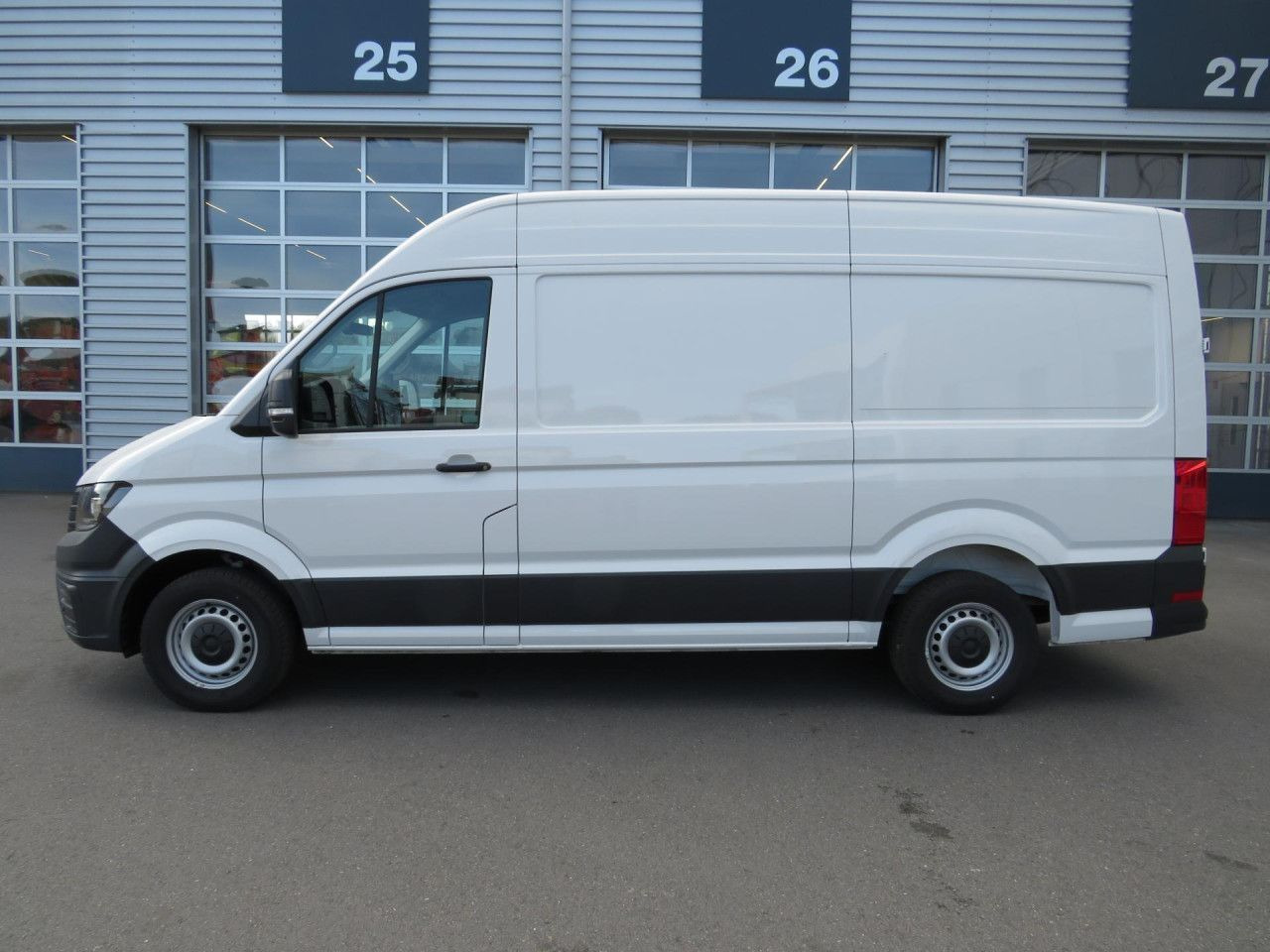 Volkswagen Crafter 35 L3H3 Kasten Klima ZV - כלי רכב מסחרי עם לוח: תמונה 3 Volkswagen Crafter 35 L3H3 Kasten Klima ZV - כלי רכב מסחרי עם לוח: תמונה 3