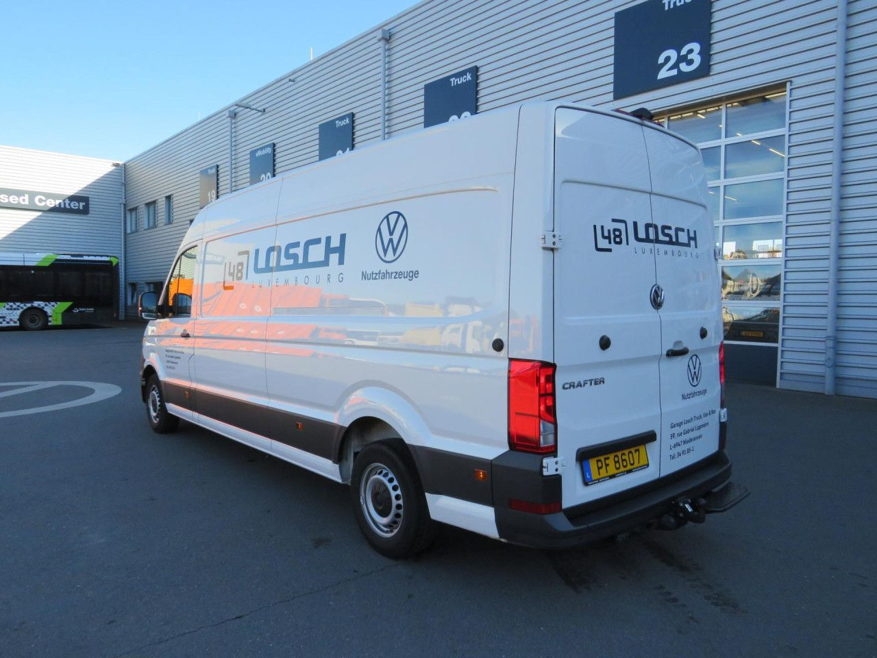 Volkswagen Crafter 35 L4H3 Kasten Klima AHK ZV - כלי רכב מסחרי עם לוח: תמונה 4 Volkswagen Crafter 35 L4H3 Kasten Klima AHK ZV - כלי רכב מסחרי עם לוח: תמונה 4