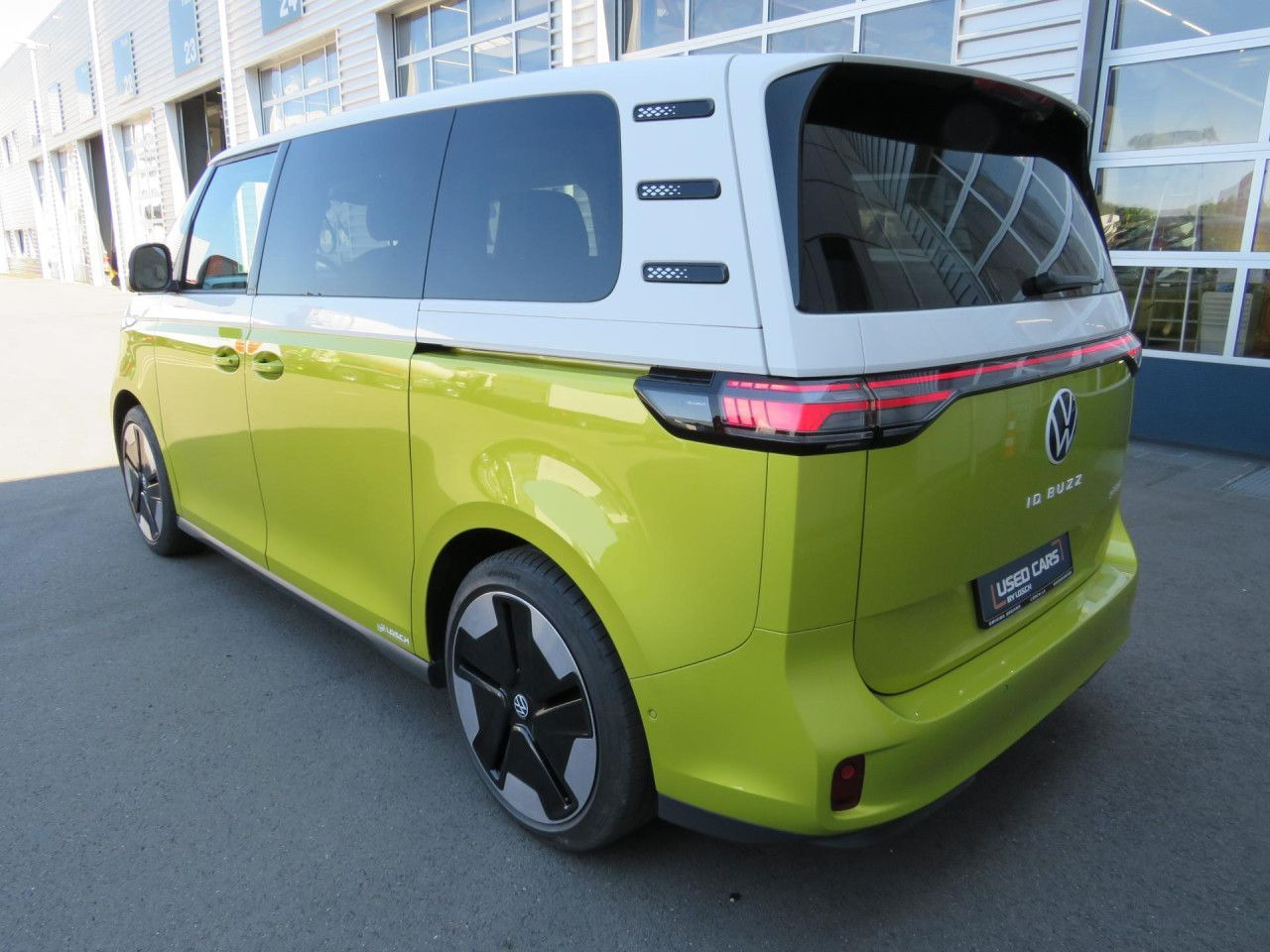 Volkswagen ID.Buzz Pro Design 150 kW Volkswagen ID.Buzz Pro Design 150 kW Klima AHK Navi ZV - מיניבוס, אוטובוס חשמלי: תמונה 4 Volkswagen ID.Buzz Pro Design 150 kW Volkswagen ID.Buzz Pro Design 150 kW Klima AHK Navi ZV - מיניבוס, אוטובוס חשמלי: תמונה 4