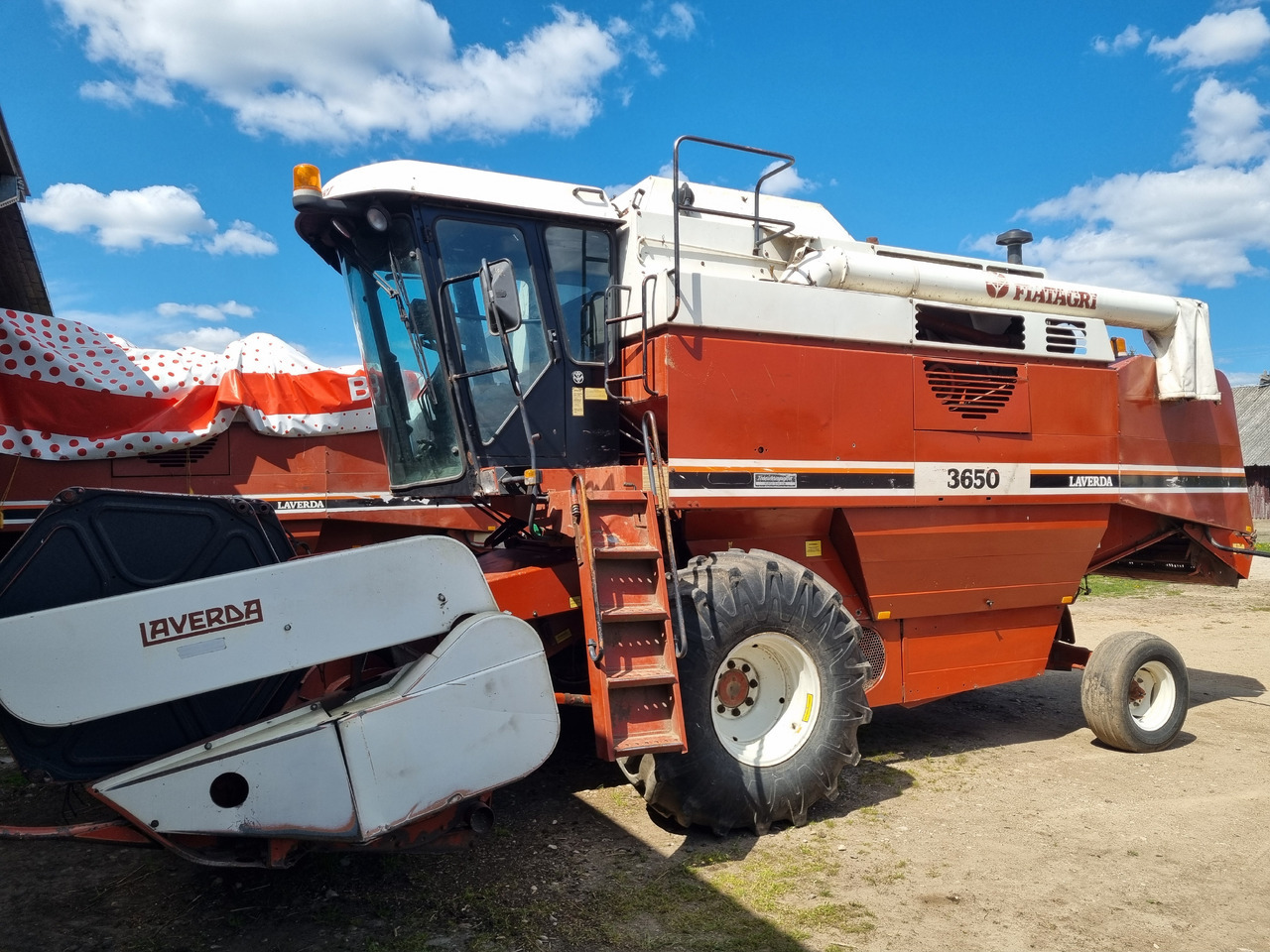 LAVERDA 3650 - מקצרת קומבינה: תמונה 1 LAVERDA 3650 - מקצרת קומבינה: תמונה 1
