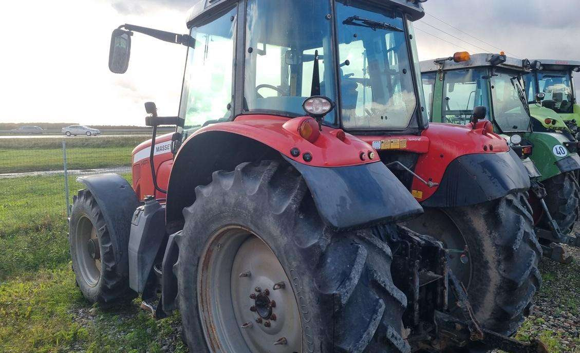 Massey Ferguson 6465 Dyna 6 - טרקטור חקלאי: תמונה 3 Massey Ferguson 6465 Dyna 6 - טרקטור חקלאי: תמונה 3