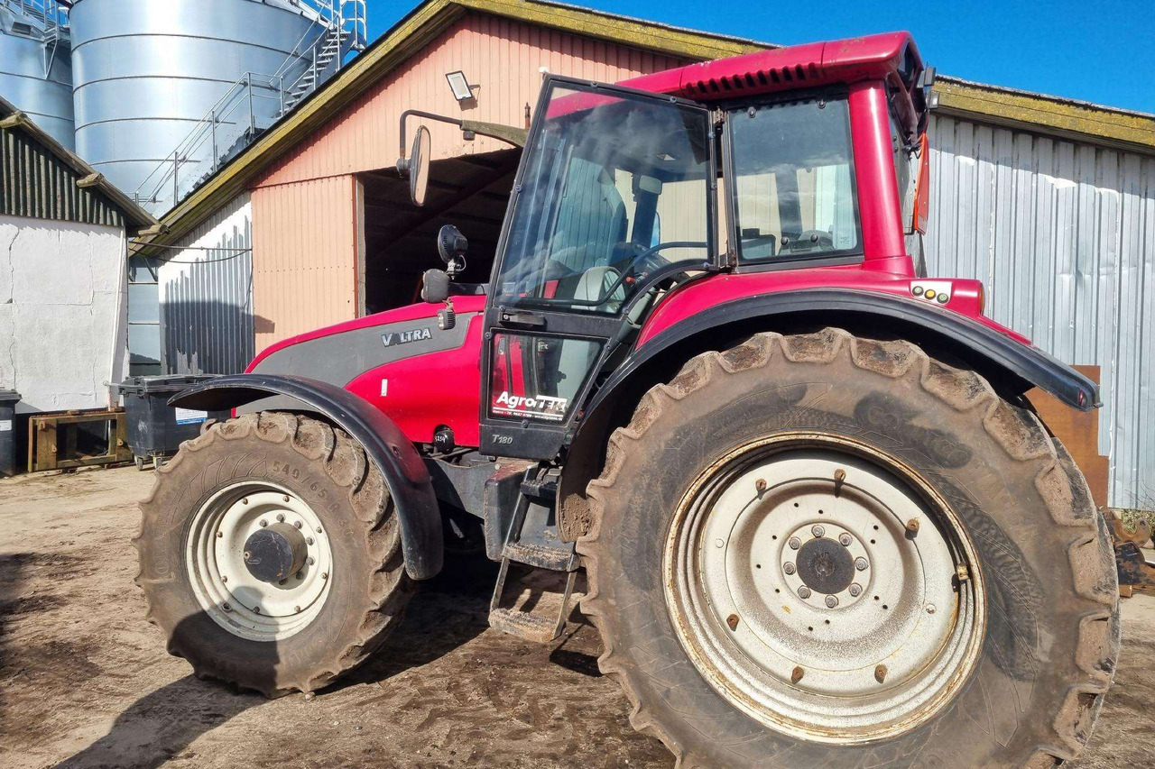 Valtra T190 - טרקטור חקלאי: תמונה 4 Valtra T190 - טרקטור חקלאי: תמונה 4