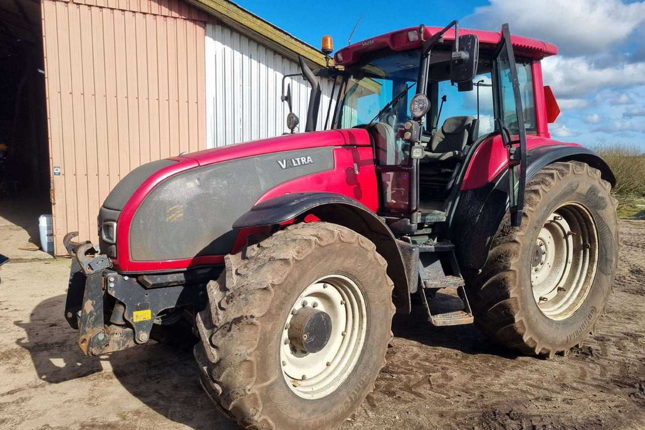 Valtra T190 - טרקטור חקלאי: תמונה 1 Valtra T190 - טרקטור חקלאי: תמונה 1