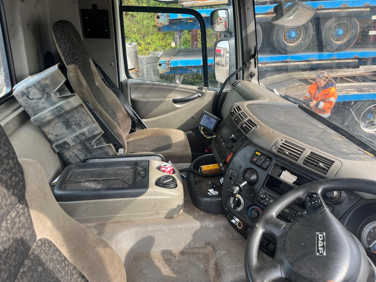 DAF 75 CF 310 - משאית צד נופל/ שטוחה: תמונה 5 DAF 75 CF 310 - משאית צד נופל/ שטוחה: תמונה 5