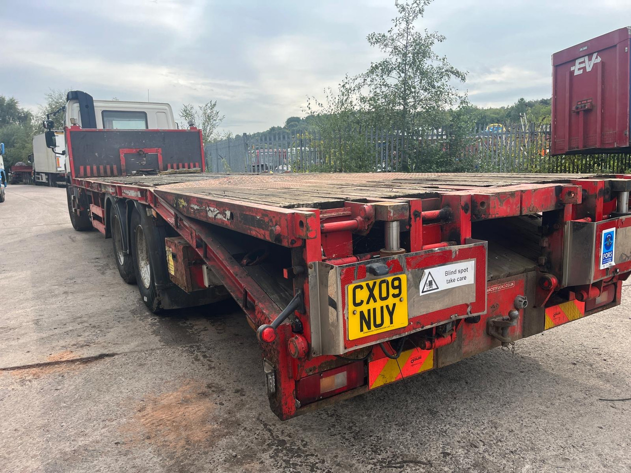 DAF 75 CF 310 - משאית צד נופל/ שטוחה: תמונה 3 DAF 75 CF 310 - משאית צד נופל/ שטוחה: תמונה 3